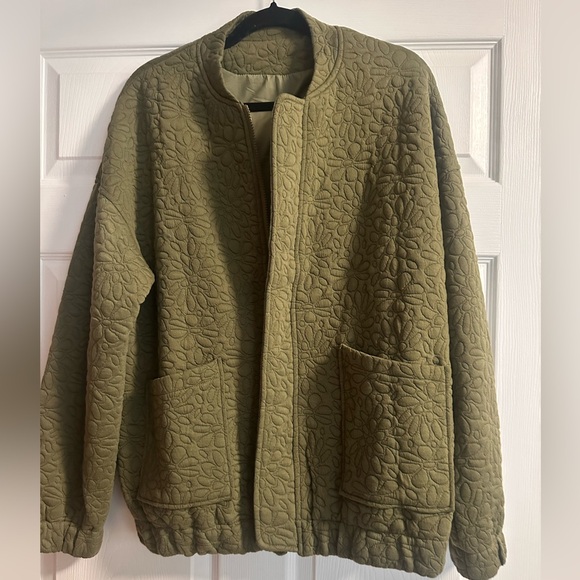 Jackets & Blazers - Olive Quilted WoMen's Jacket Size XL